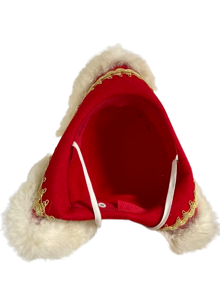 czapka muszkieter tricorn czerwona z piorami 4